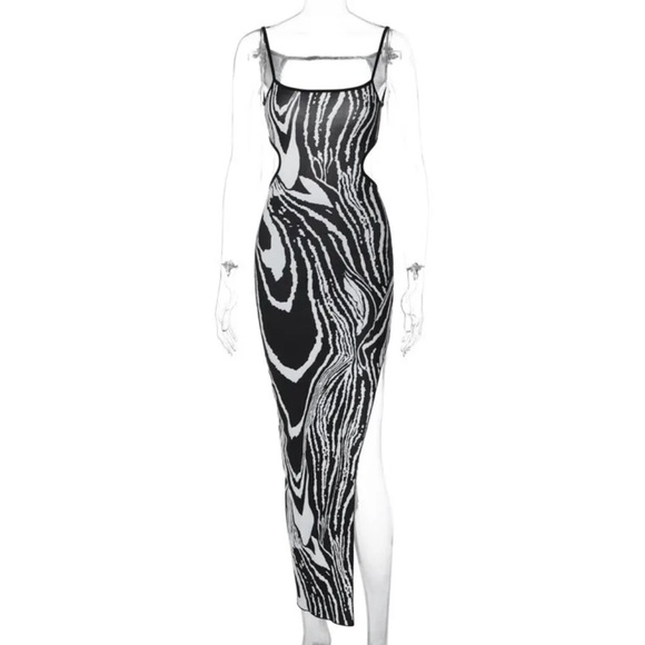 Black & White Side Slit Dress - Picture 5 of 9